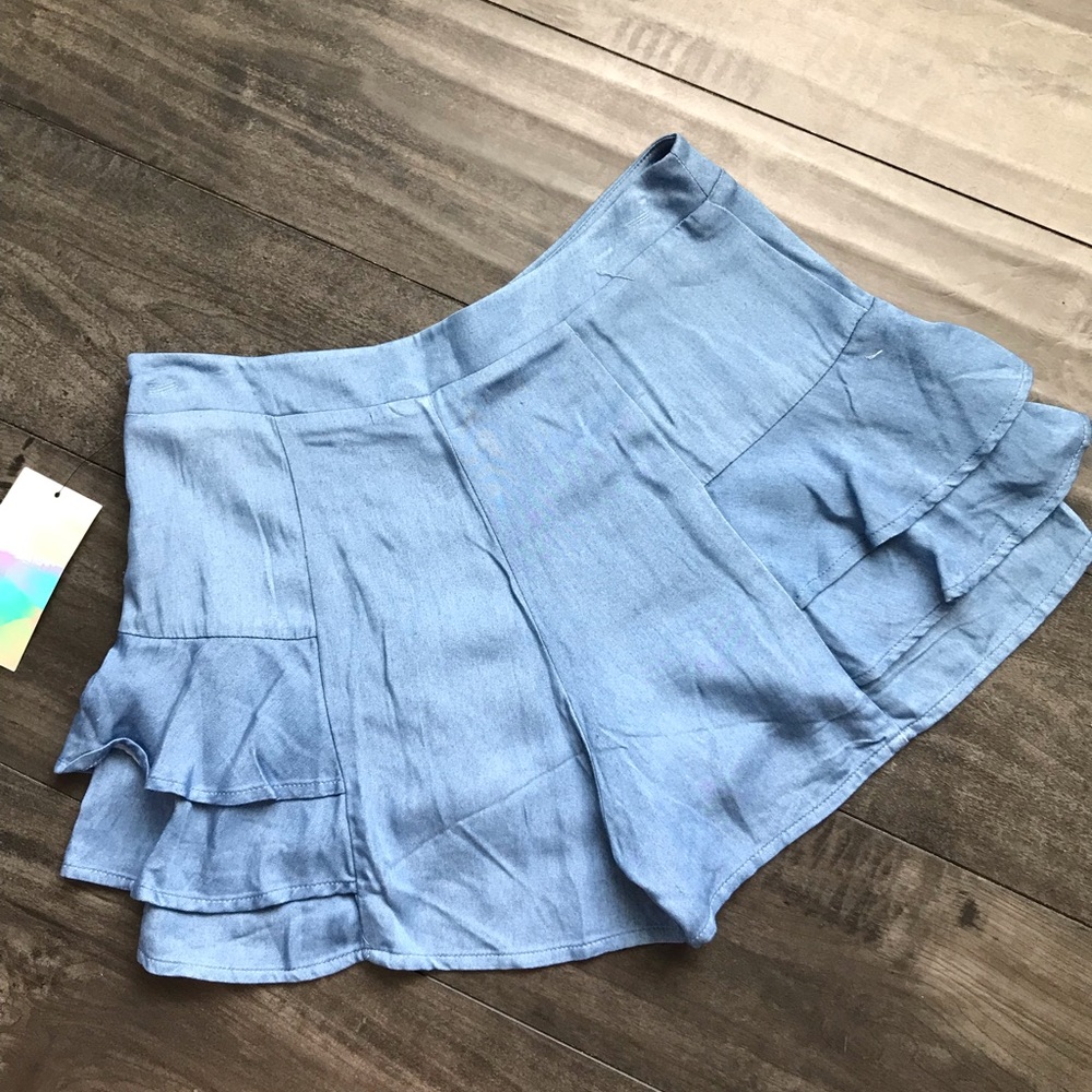 💃🏻HP!!💃🏻 🌴Denim Shorts, Small 🌴 NWT